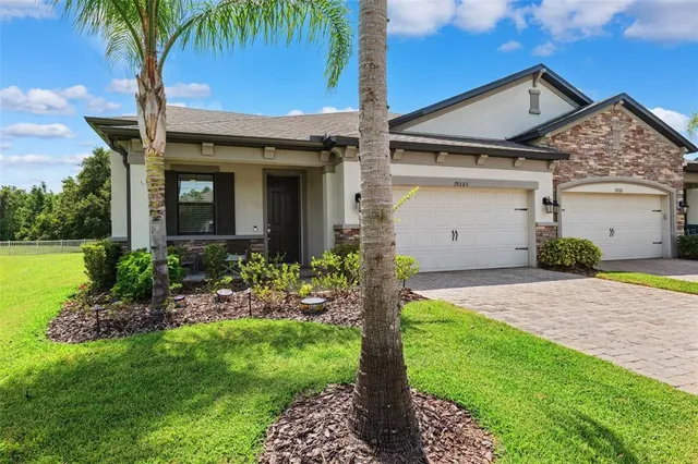 $405,000 | 19323 Hawk Valley Drive, Tampa, FL 33647