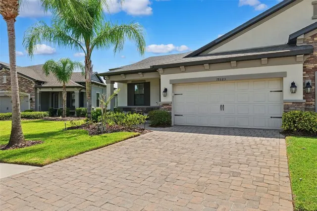 $405,000 | 19323 Hawk Valley Drive, Tampa, FL 33647