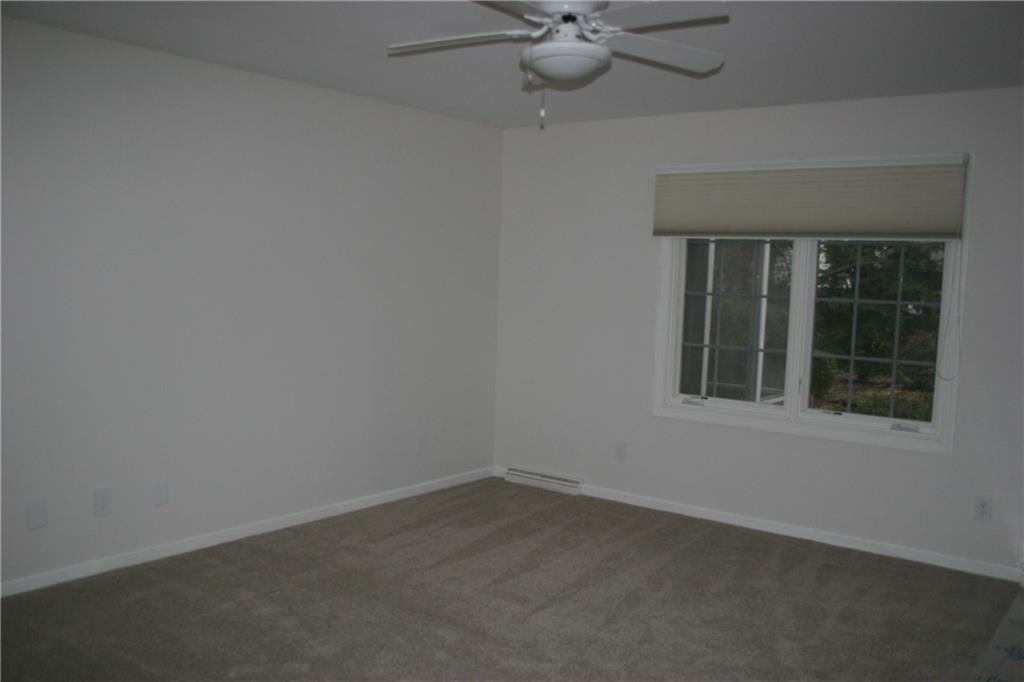 4065 North Riverside Drive Columbus, IN 47203 - Photo 11 of 25 Gallery Image 11