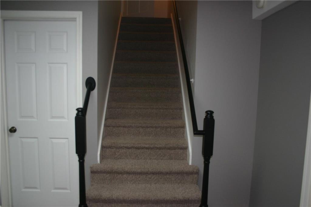 4065 North Riverside Drive Columbus, IN 47203 - Photo 15 of 25 Gallery Image 15