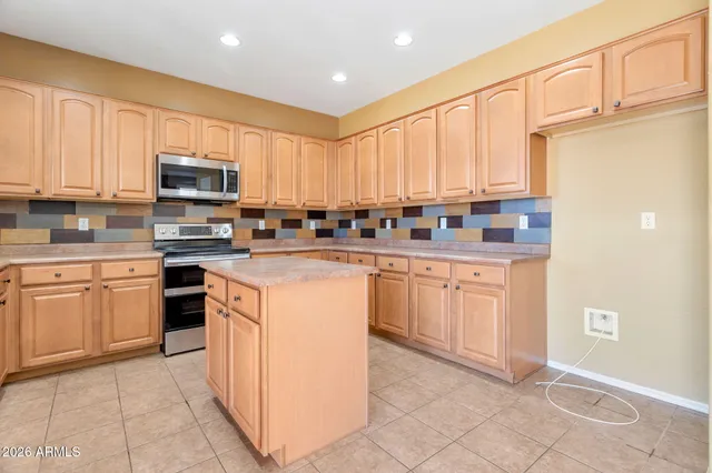 $430,900 | 7215 West St Charles Avenue, Laveen, AZ 85339