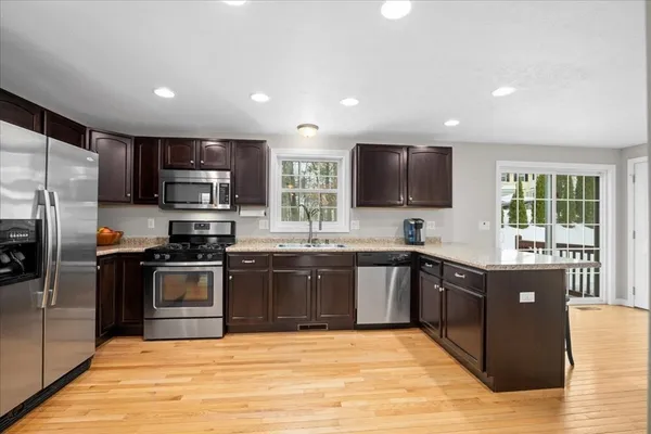 $607,000 | 2 Lydia Lane, Clinton, MA 01510