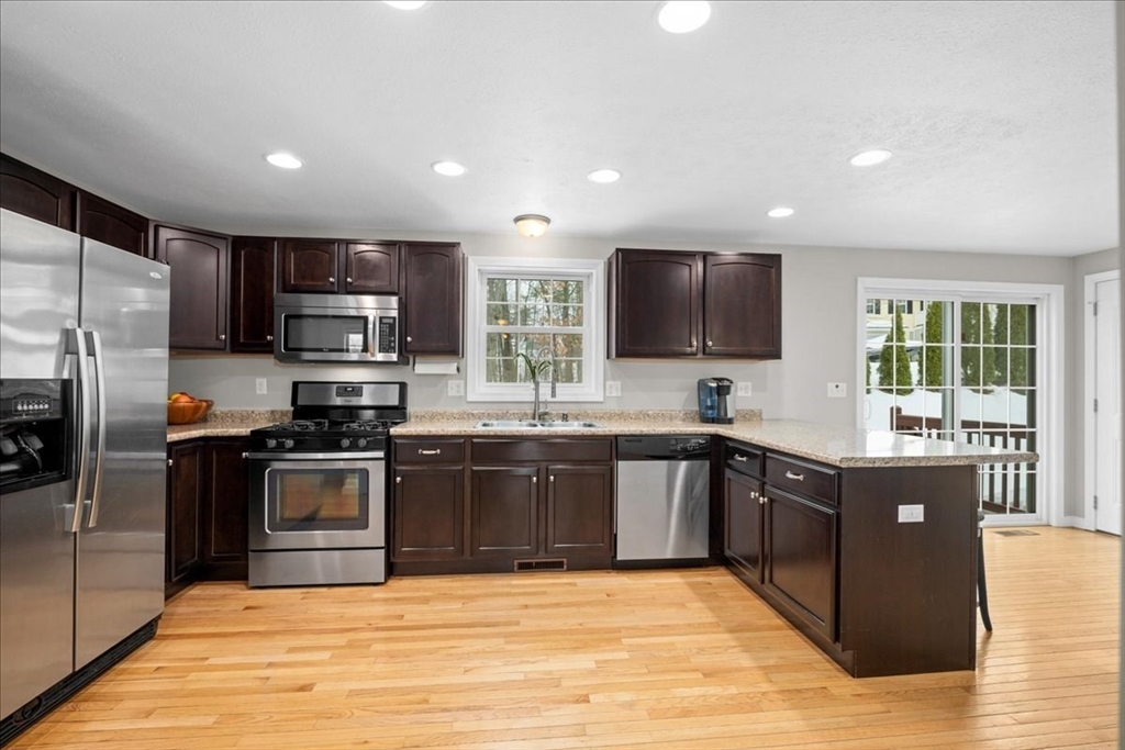 2 Lydia Lane Clinton, MA 01510 - Photo 2 of 32