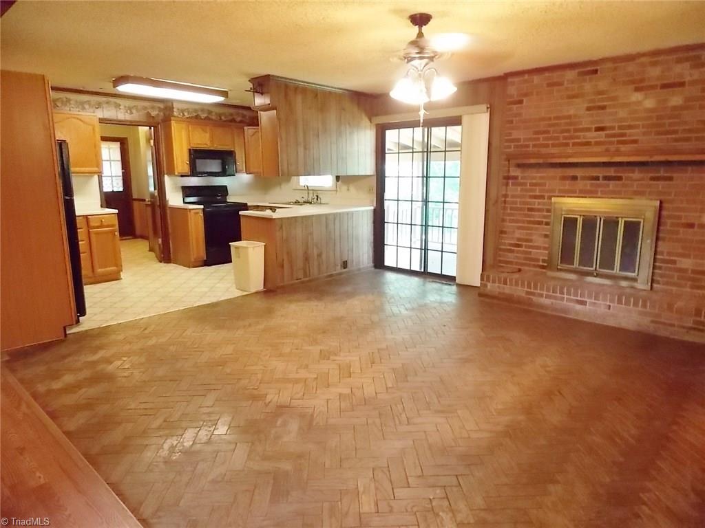270 Paynetown Road Mount Airy, NC 27030 - Photo 4 of 13 Gallery Image 4