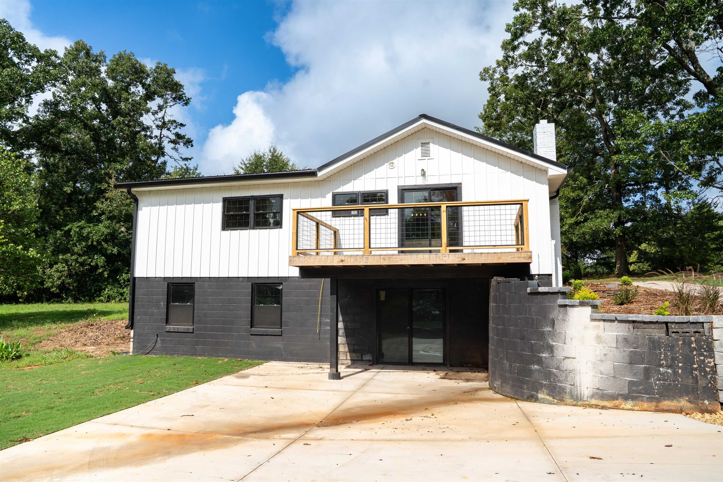 550 Landrum Mill Road Landrum, SC 29356 - Photo 29 of 41 Gallery Image 29
