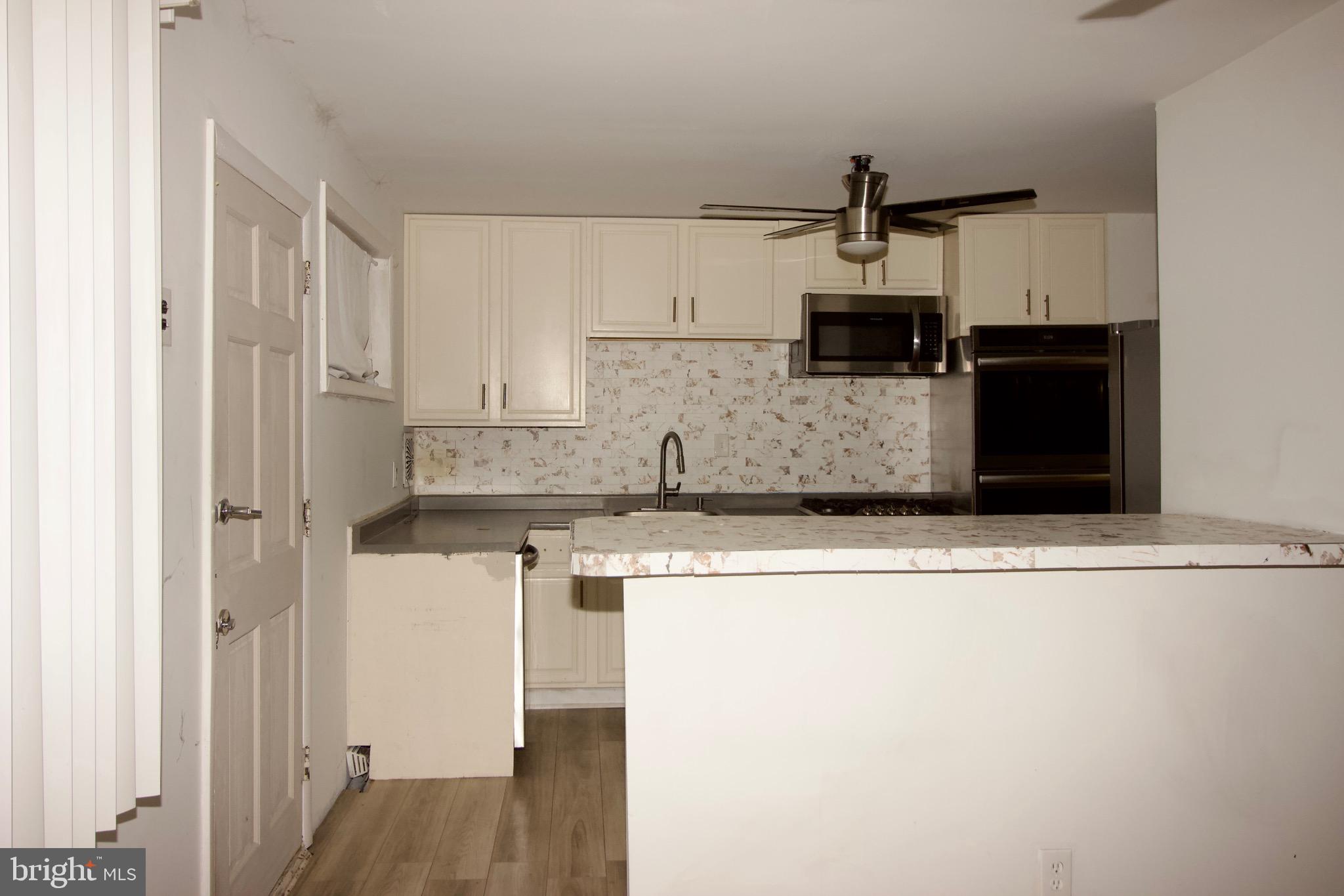 1500 Creswood Road Philadelphia, PA 19115 - Photo 6 of 14 Kitchen