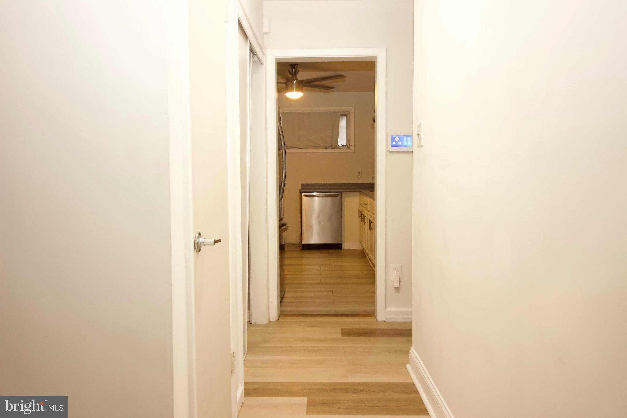 1500 Creswood Road Philadelphia, PA 19115 - Photo 7 of 14 Hallway