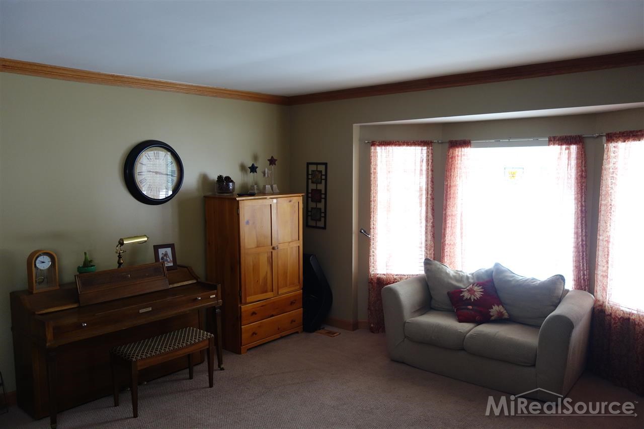 585 Plum Ridge Drive Rochester Hills, MI 48309 - Photo 6 of 24