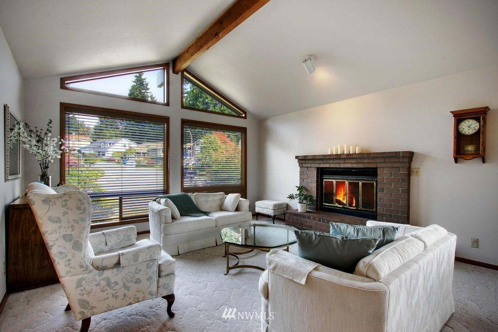 14901 104th Avenue Northeast Bothell, WA 98011 - Photo 14 of 17 Gallery Image 14