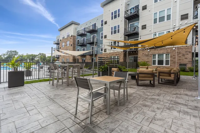 $4,060 | 28297 Torch Parkway, Warrenville, IL 60555