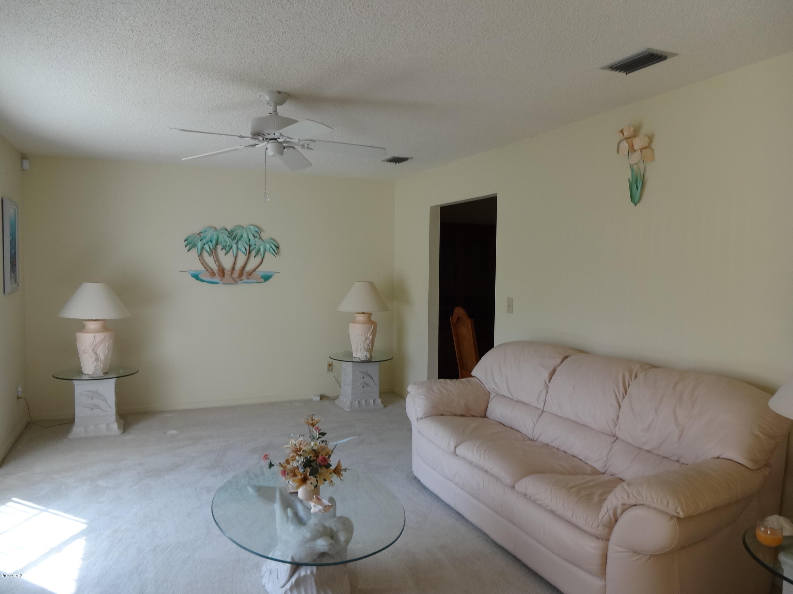 250 Edgevale Road Southeast Palm Bay, FL 32909 - Photo 4 of 33 DSC07812