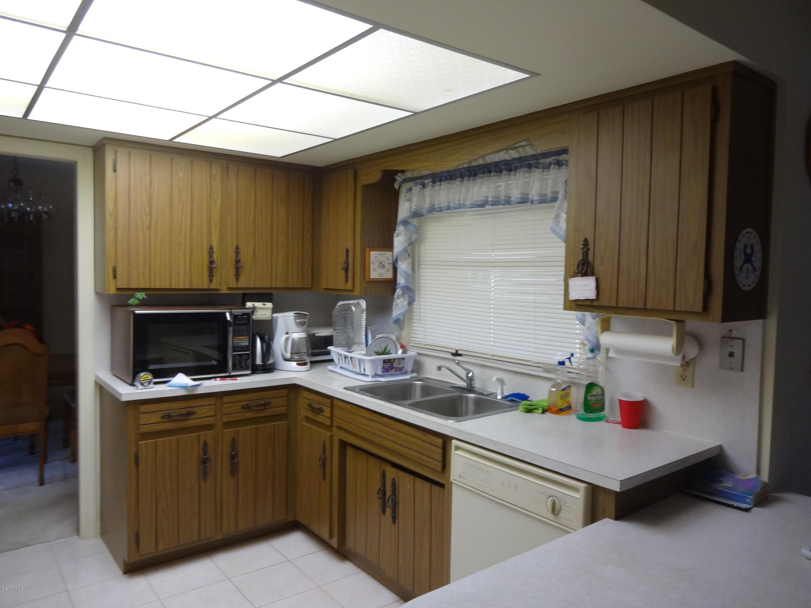 250 Edgevale Road Southeast Palm Bay, FL 32909 - Photo 8 of 33 DSC07817