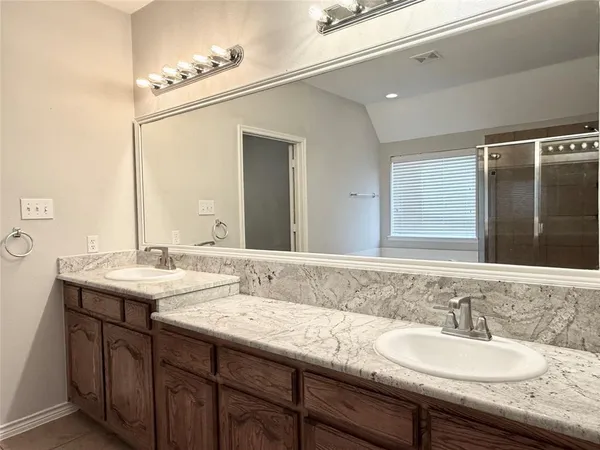 $2,890 | 13690 Valencia Drive, Frisco, TX 75035