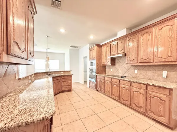 $2,890 | 13690 Valencia Drive, Frisco, TX 75035