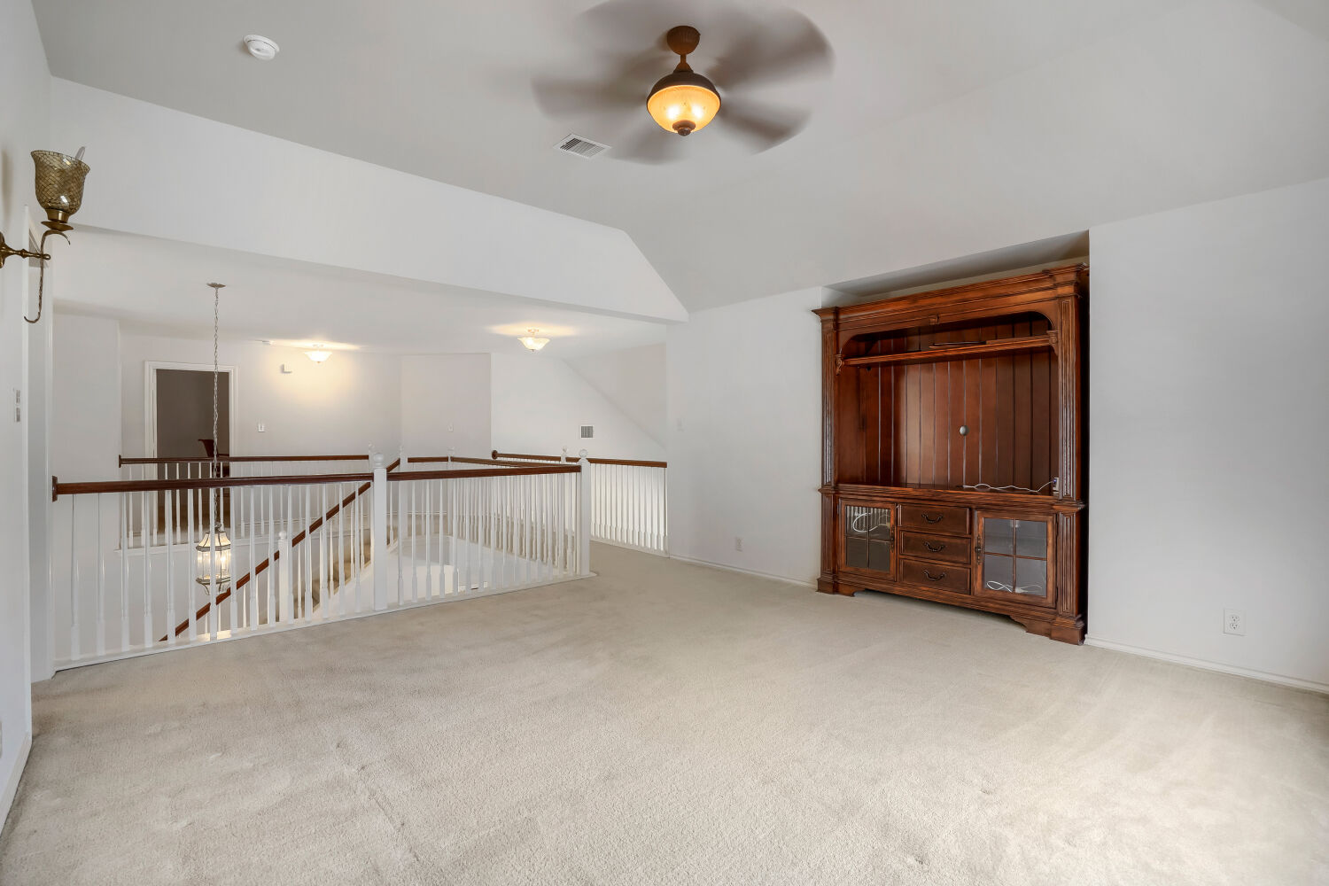 2985 Prairie Bluff Seguin, TX 78155 - Photo 12 of 25 Upstairs flex space, endless possibilities.