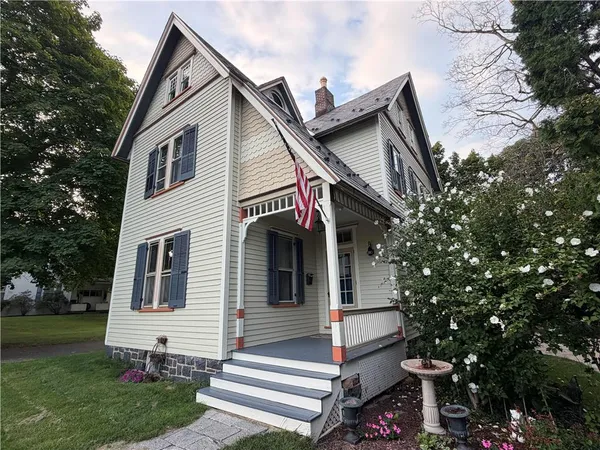 $550,000 | 507 East Station Avenue, Coopersburg, PA 18036