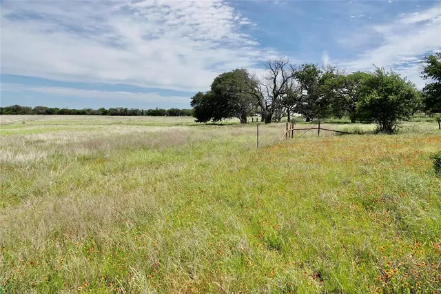 $209,500 | 240 Pr 6333 Indian Gap Tx 76531, Hamilton, TX 76531