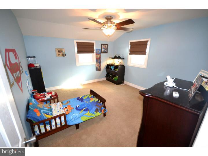 321 Croft Road North Wales, PA 19454 - Photo 13 of 20 Bedroom 3