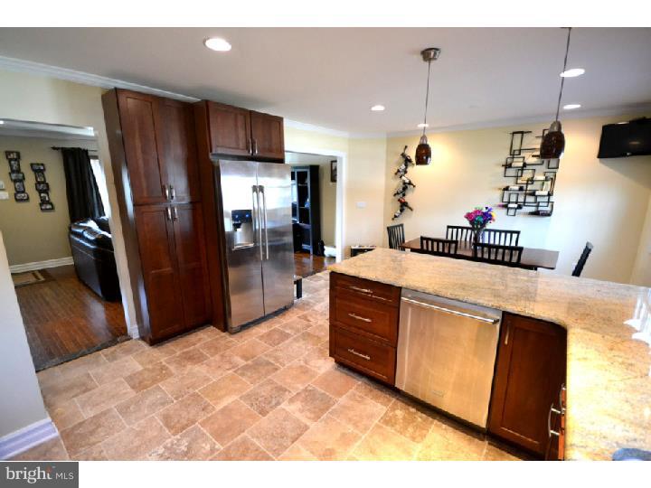321 Croft Road North Wales, PA 19454 - Photo 7 of 20 Kitchen