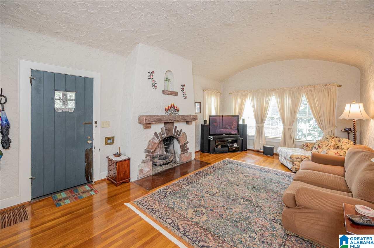 1094 Columbiana Road Birmingham, AL 35209 - Photo 7 of 42
