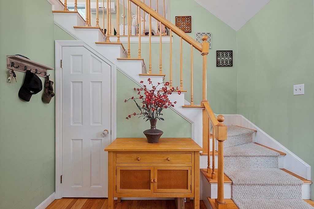 473 Main Street Boxford, MA 01921 - Photo 4 of 42 a view of entryway