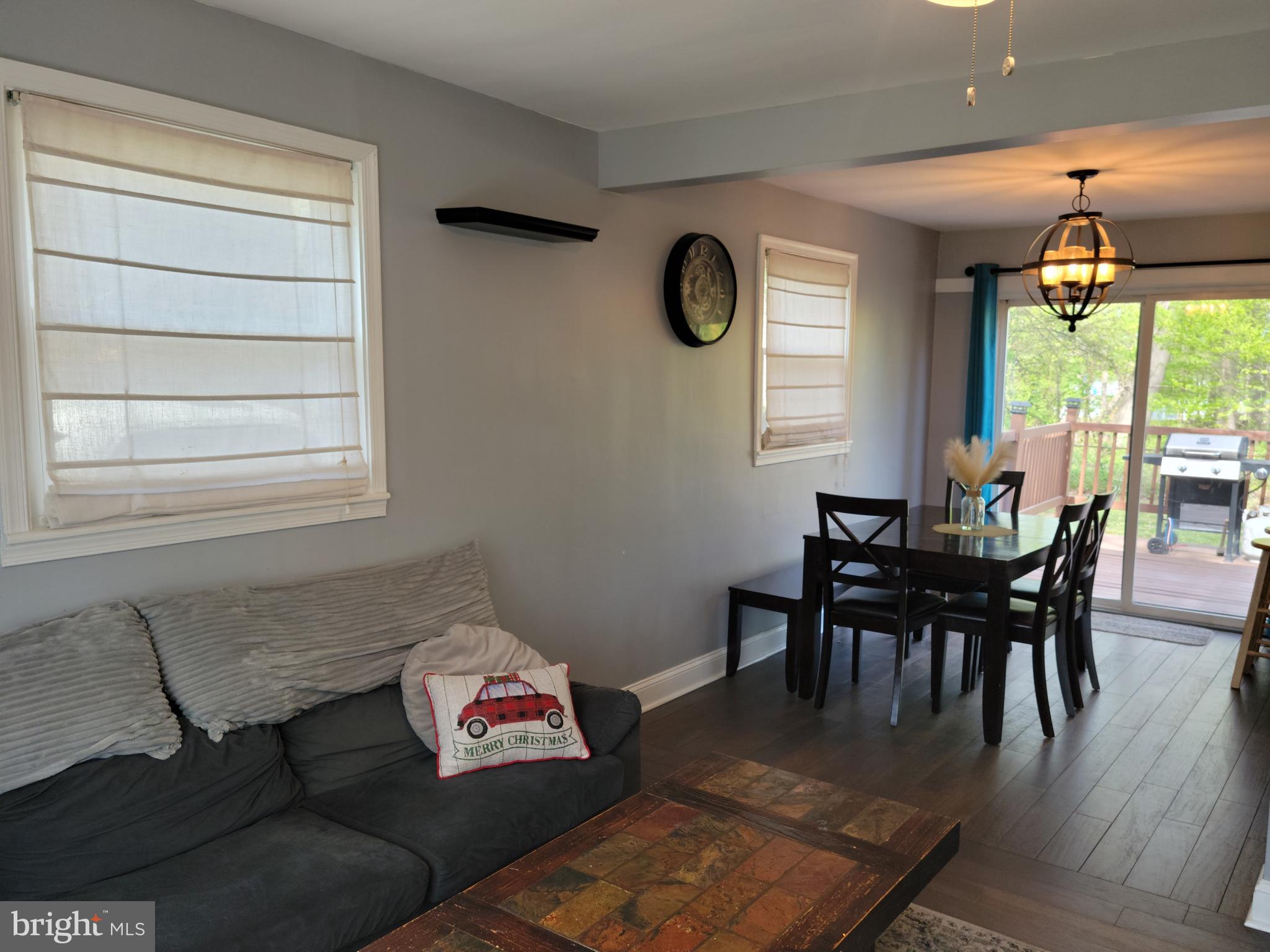 729 Valley Road Phoenixville, PA 19460 - Photo 6 of 21 Dining room