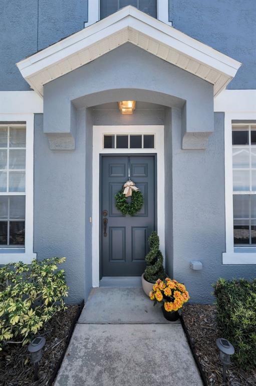 8525 Shallow Creek Court New Port Richey, FL 34653 - Photo 9 of 59