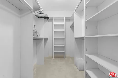 $1,095,000 | 1830 Pelham Avenue, Unit 301, Los Angeles, CA 90025