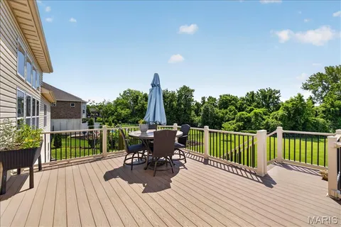 $541,000 | 614 Laura Court West, Columbia, IL 62236