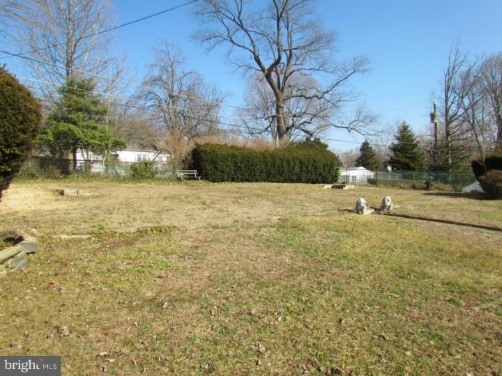 2103 Jenkintown Road Glenside, PA 19038 - Photo 5 of 24 Back Yard