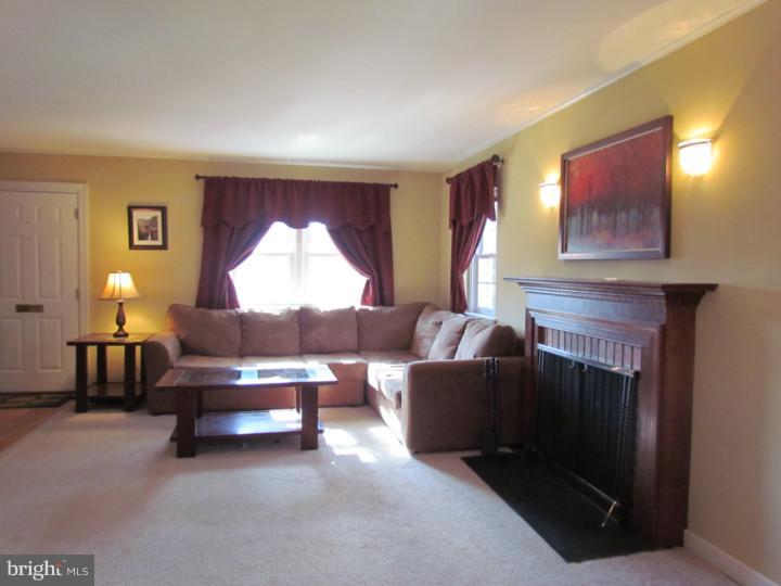 2103 Jenkintown Road Glenside, PA 19038 - Photo 8 of 24 Living Room