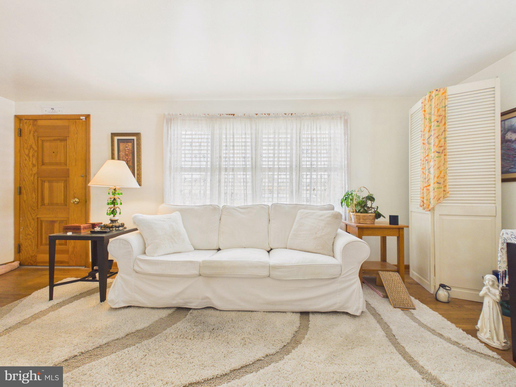 347 George Street Hanover, PA 17331 - Photo 11 of 42 Bright and inviting living space.