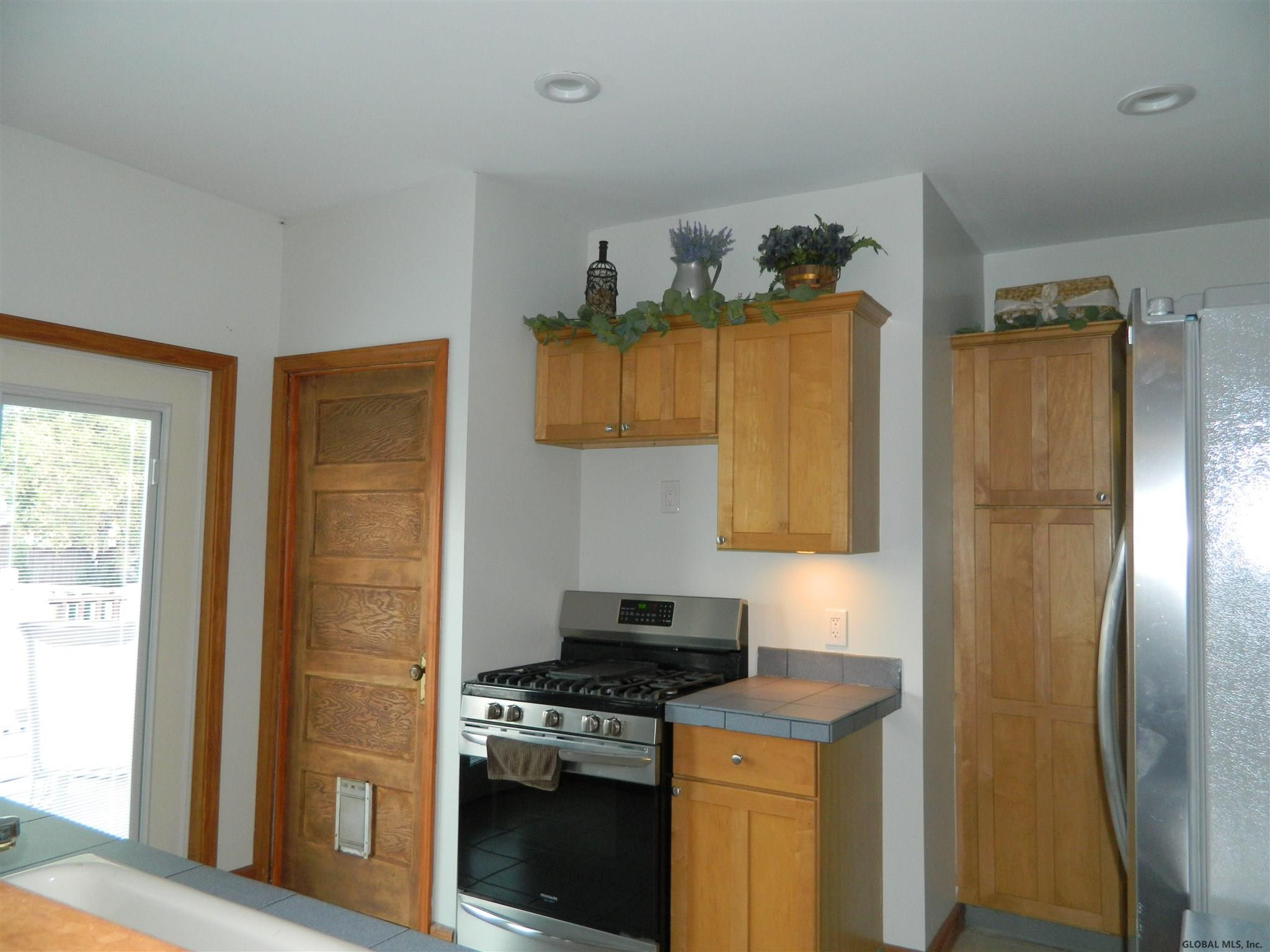 2014 9th Street Rensselaer, NY 12144 - Photo 10 of 36 Photo 10