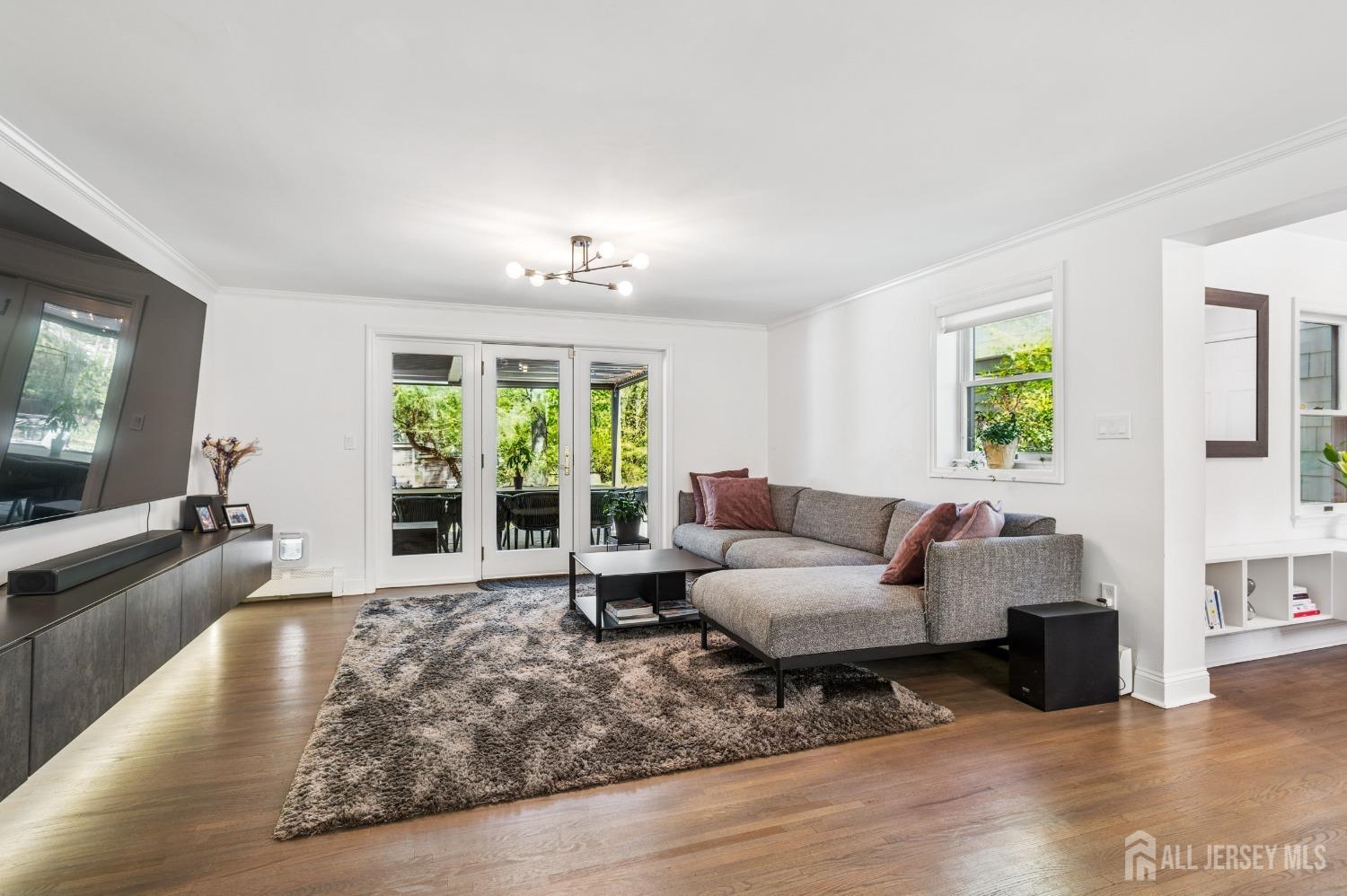 127 Wilson Road Princeton, NJ 08540 - Photo 11 of 51