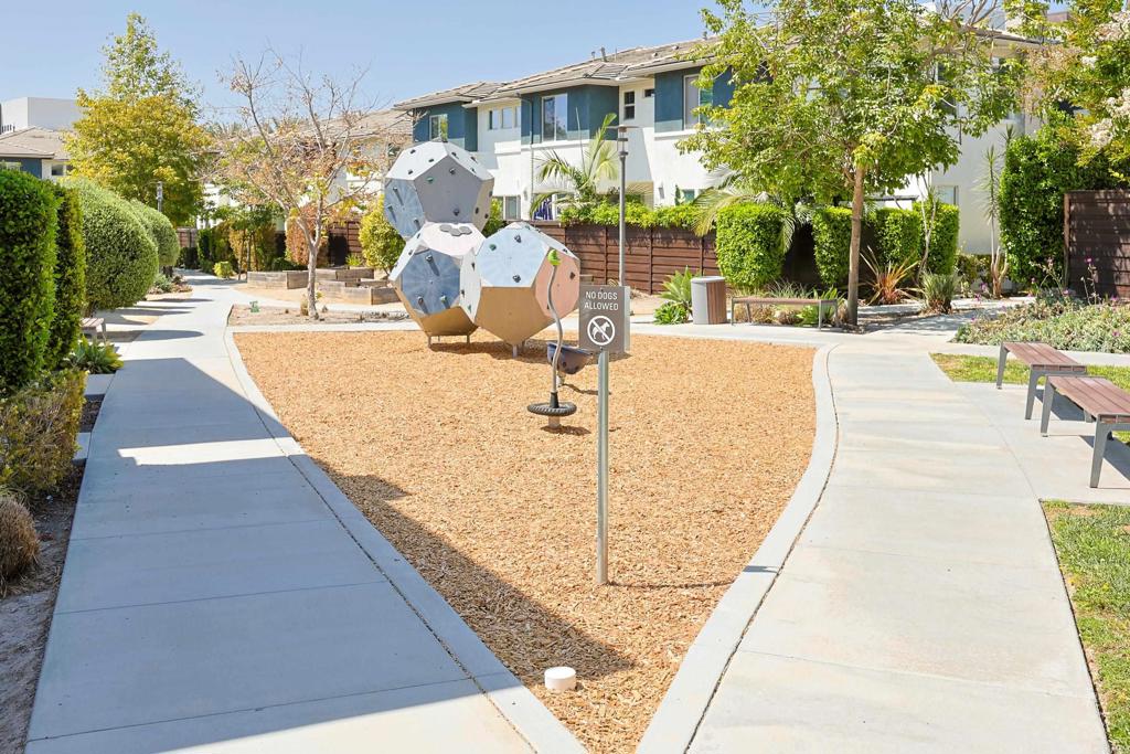 2037 Tango Loop, Unit 2 Chula Vista, CA 91915 - Photo 47 of 60