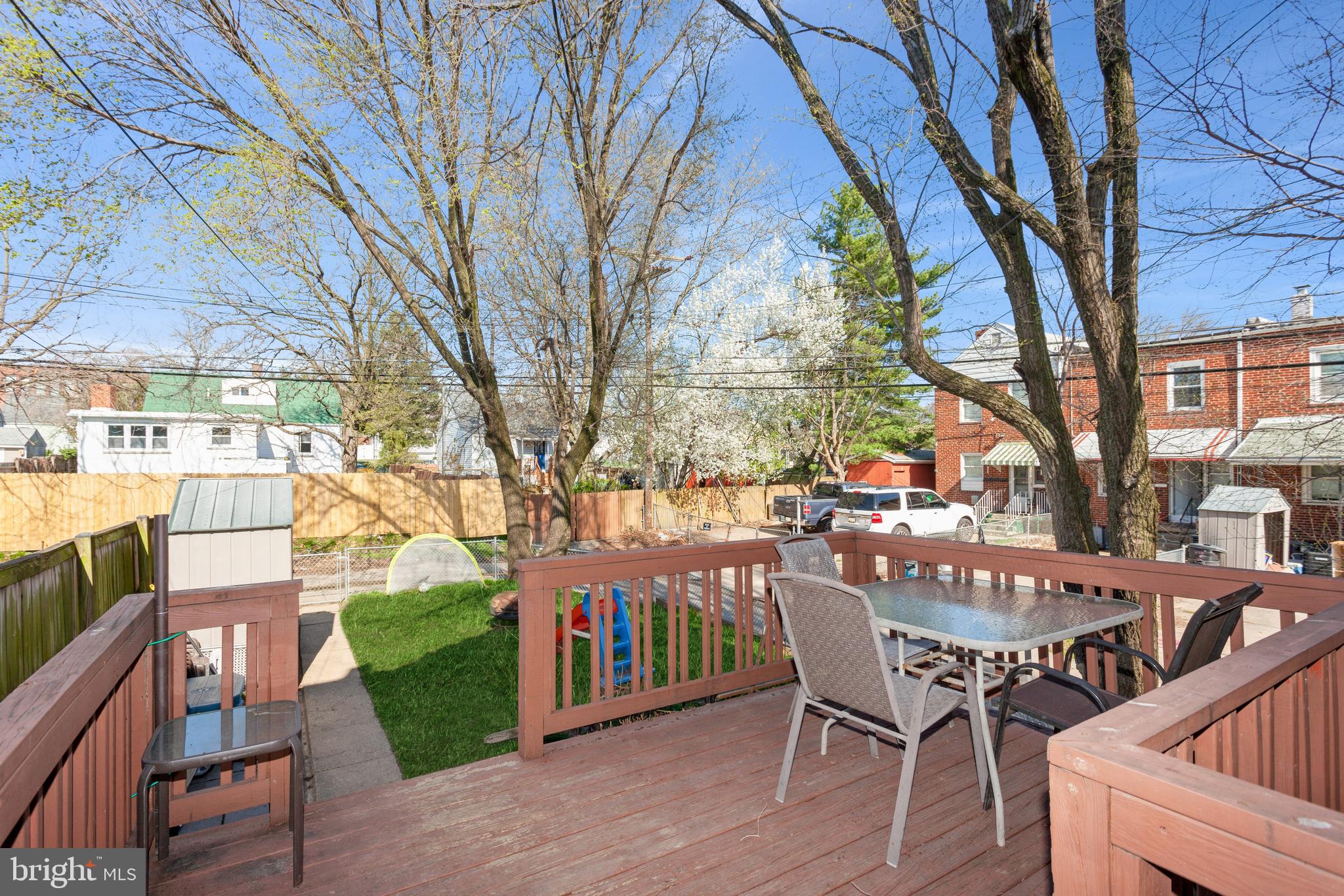 1800 Dunmere Road Baltimore, MD 21222 - Photo 35 of 40 rear deck with view to beautiful green yard