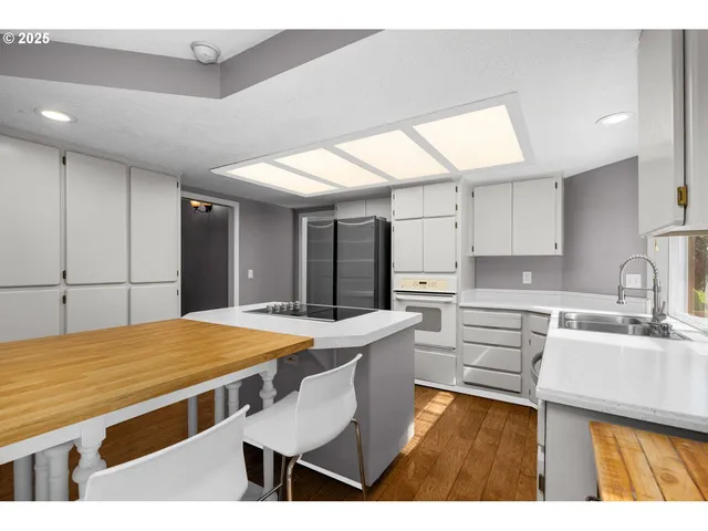 $715,000 | 3525 Northwest Lehman Place, Beaverton, OR 97006