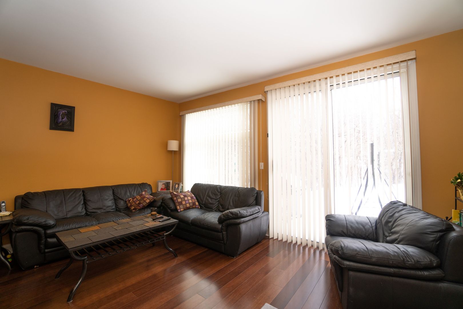 8233 Ripple Ridge, Unit 8233 Darien, IL 60561 - Photo 8 of 18 a living room with furniture and a couch
