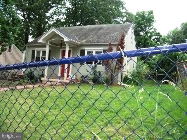 7729 Frederick Road Hyattsville, MD 20784 - Photo 10 of 12 Exterior (General)