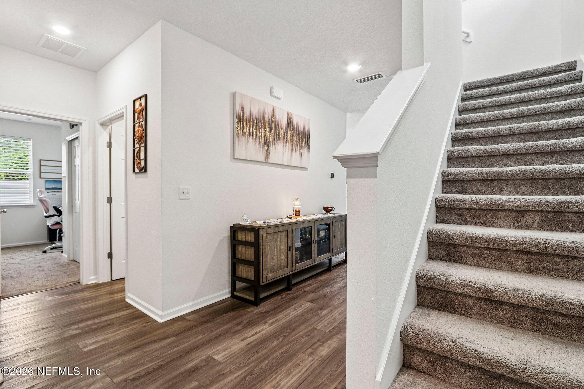 8053 Guild Way Jacksonville, FL 32222 - Photo 8 of 45 6-web-or-mls-Guild Wy-S1205-006