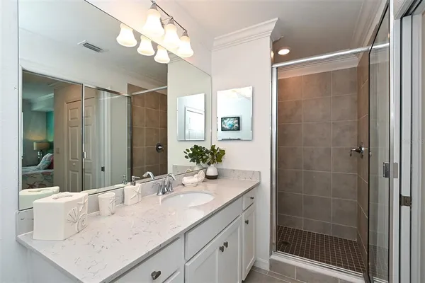 $6,000 | 18028 Gawthrop Drive, Unit 208, Lakewood Ranch, FL 34211