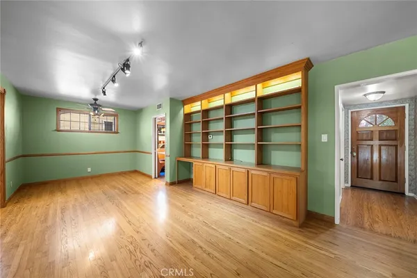 $999,000 | 917 North Huntington Street, San Fernando, CA 91340