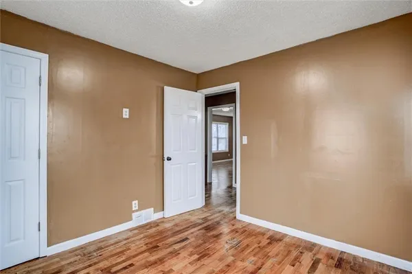 $209,900 | 4928 North Topping Avenue, Kansas City, MO 64119