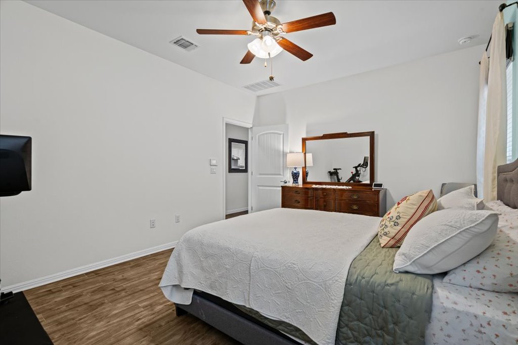 5912 Corrine Lane Austin, TX 78747 - Photo 12 of 27 Primary Bedroom