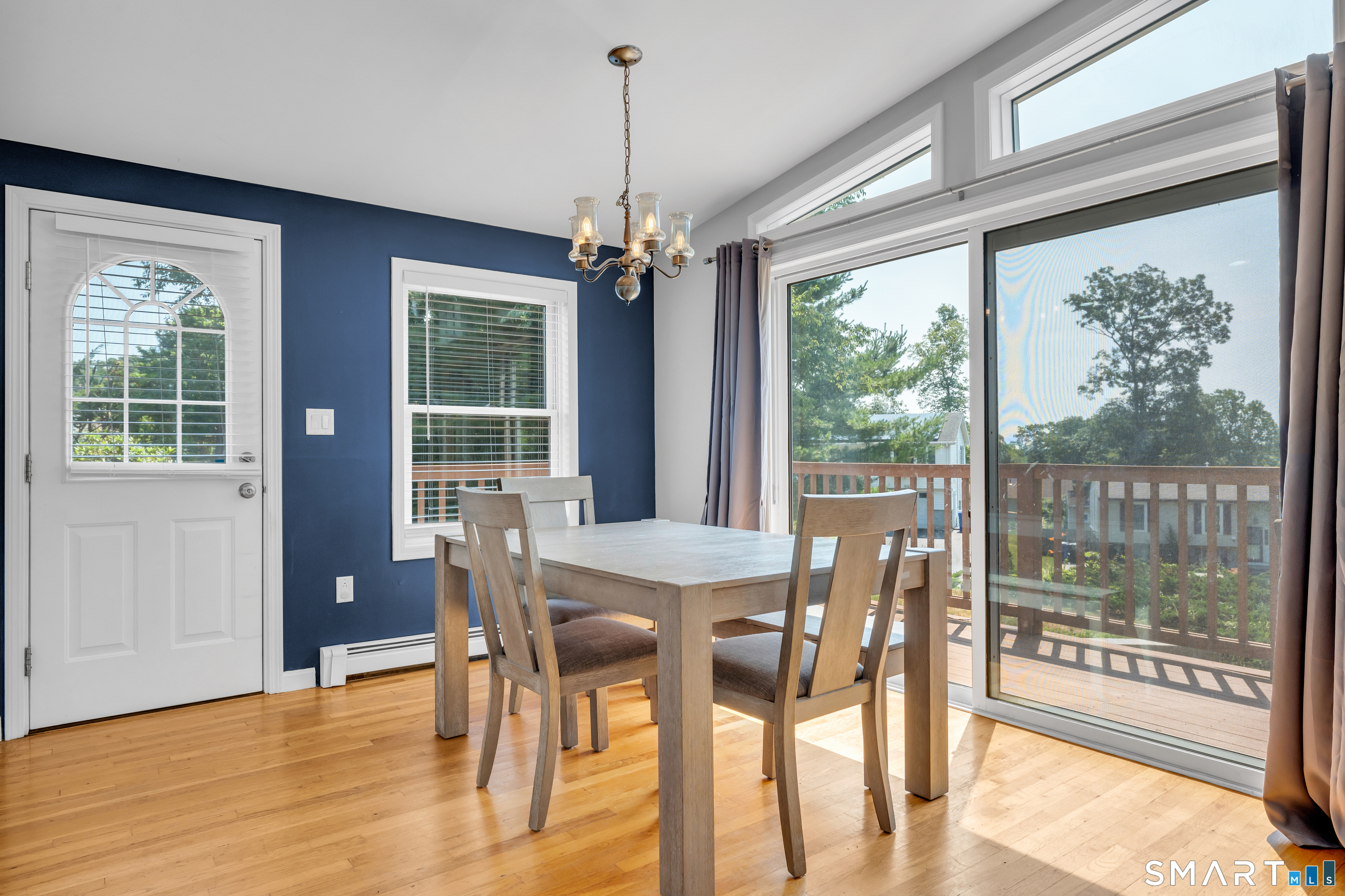 95 Crest Drive Groton, CT 06355 - Photo 17 of 40