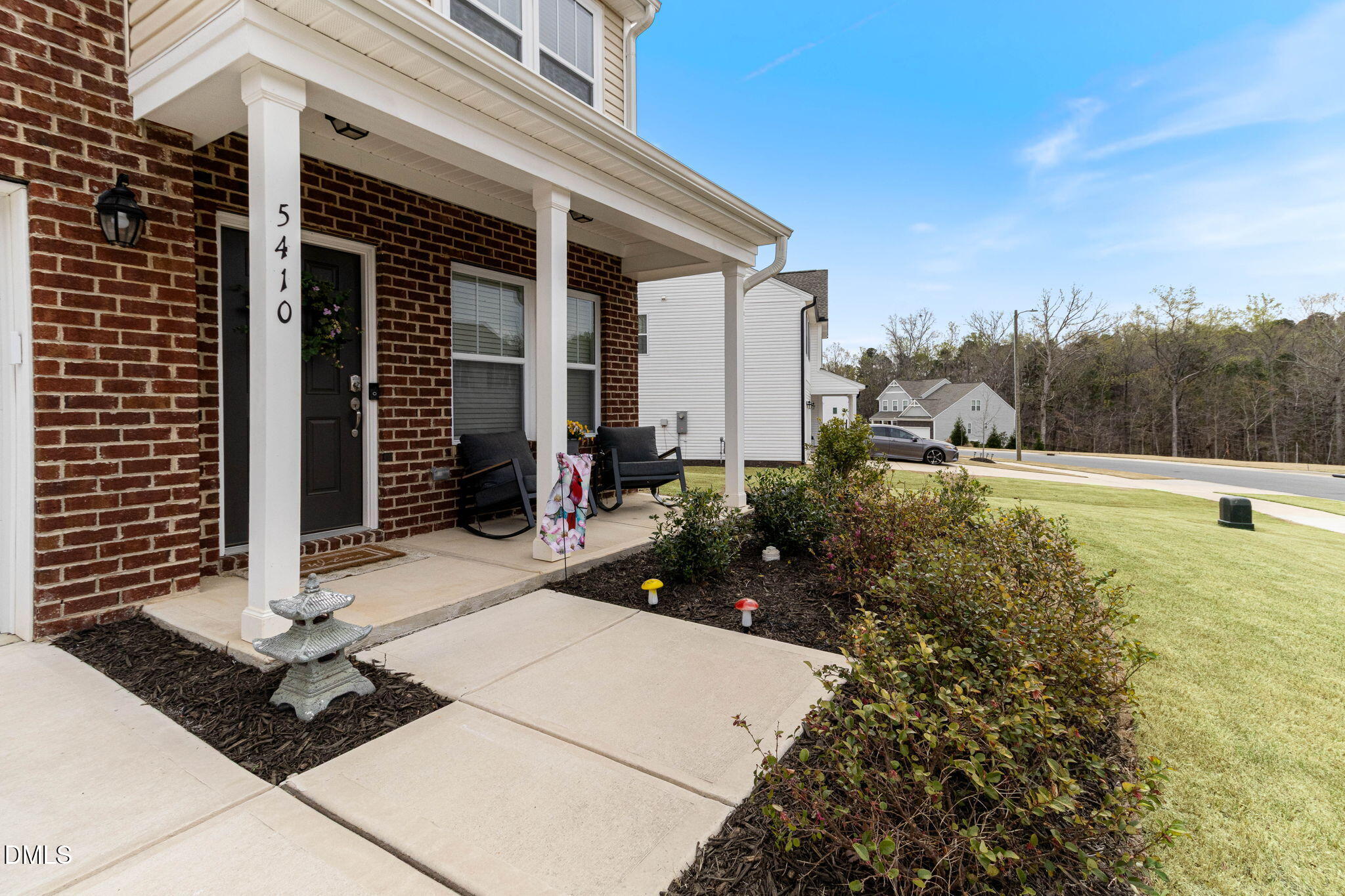 5410 Ripplebrook Drive Durham, NC 27712 - Photo 4 of 48 5-web-or-mls-IMG_2396
