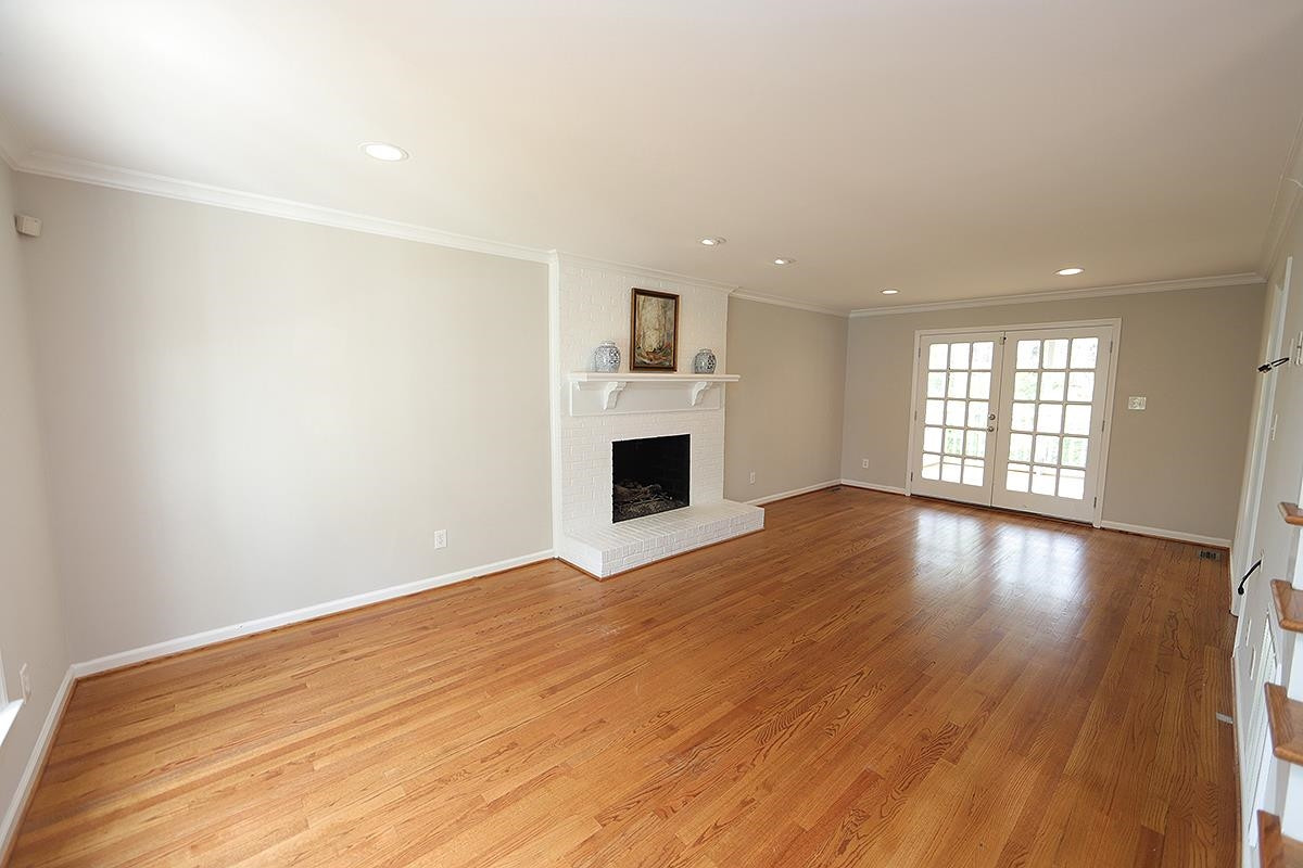 4604 Gunston Place Raleigh, NC 27612 - Photo 7 of 31 Living Room