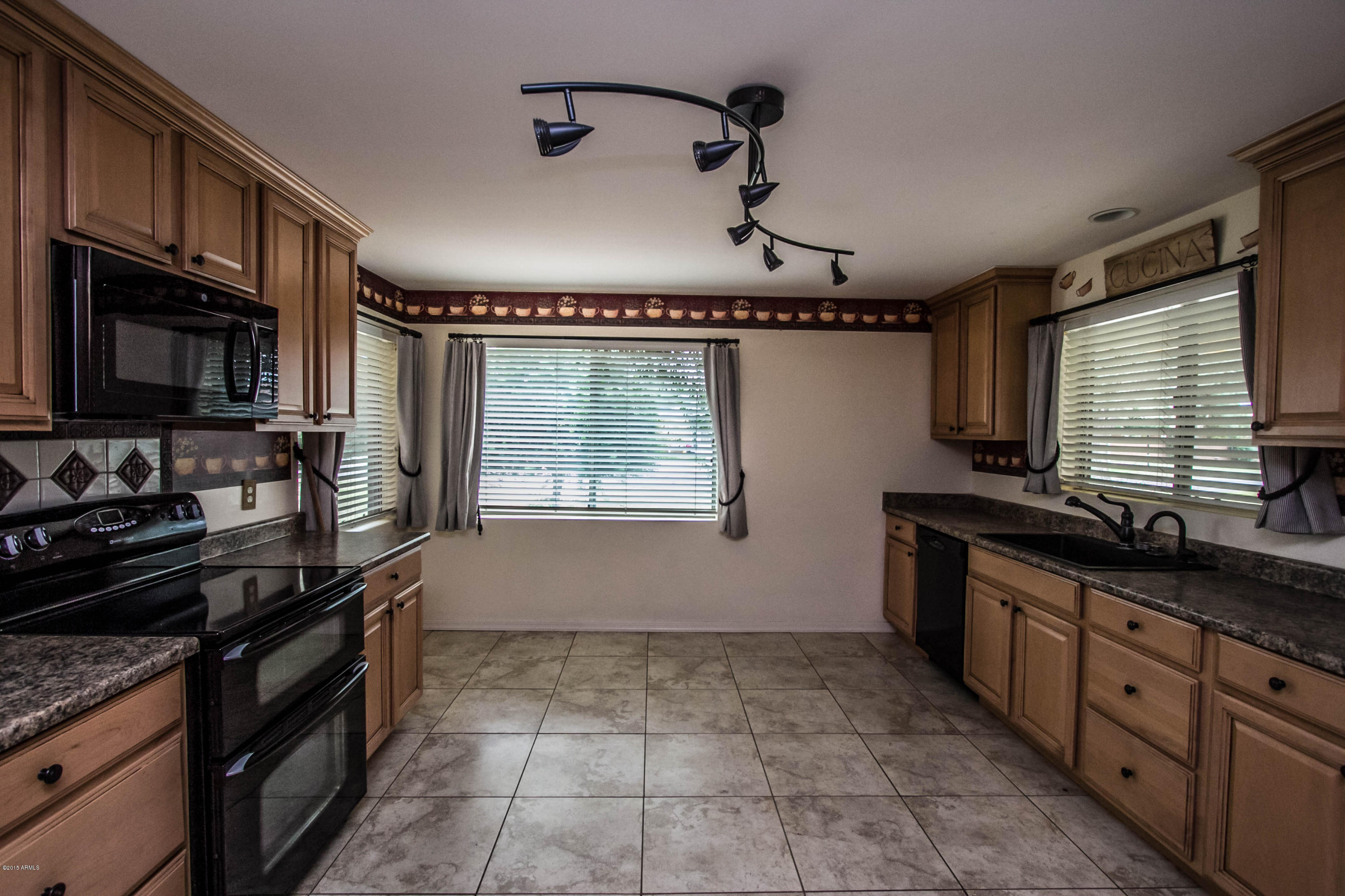 4346 East Coronado Road Phoenix, AZ 85008 - Photo 17 of 24 IMG_1638