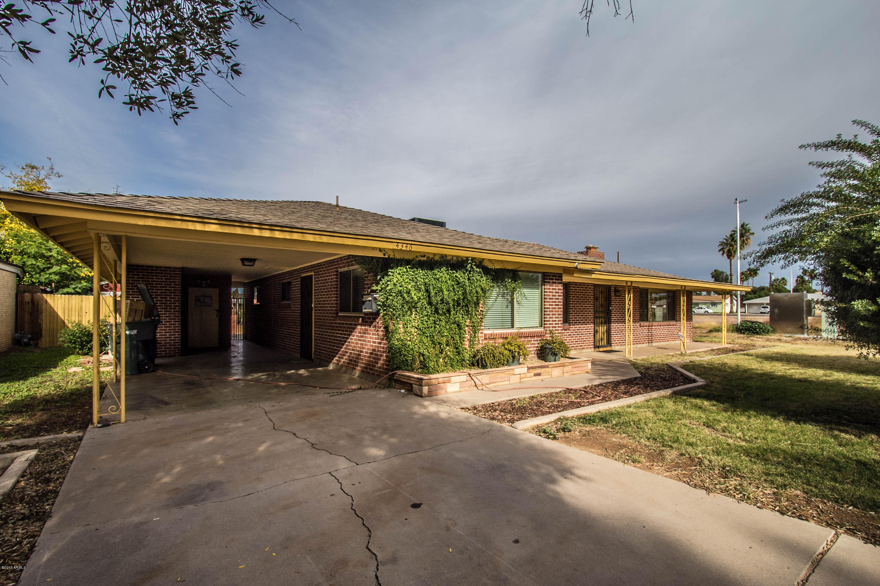 4346 East Coronado Road Phoenix, AZ 85008 - Photo 3 of 24 IMG_1595
