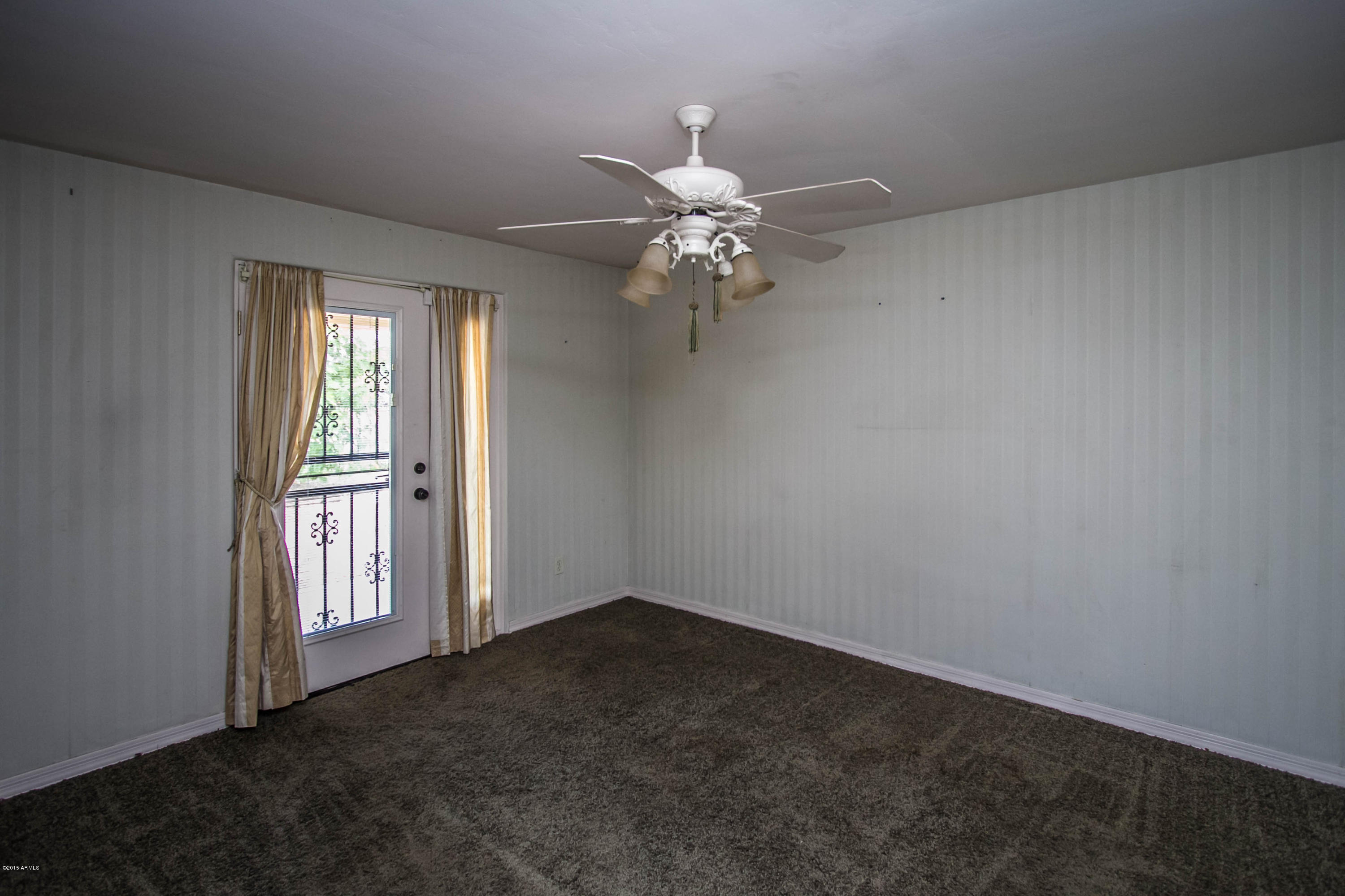 4346 East Coronado Road Phoenix, AZ 85008 - Photo 8 of 24 IMG_1613